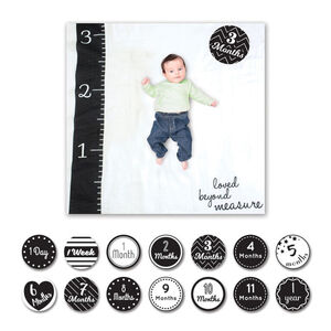 Lulujo loved without measure Baby baby first year Black Photo Prop